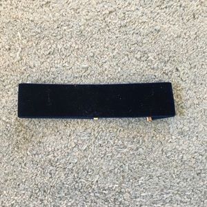 NWOT Navy Velvet Thick Choker Frasier Sterling